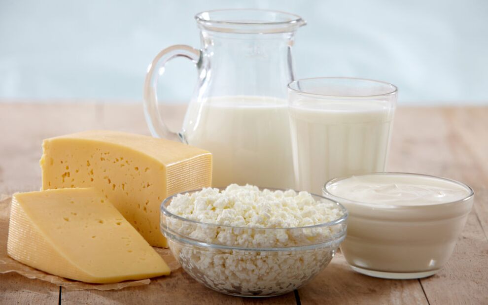 Produits laitiers dans un menu d'homme pour renforcer la puissance